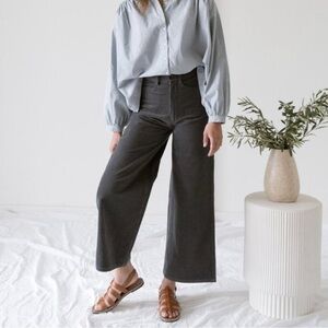Laude The Label Mineral High Rise Corduroy Pants. Size 0 100% cotton
